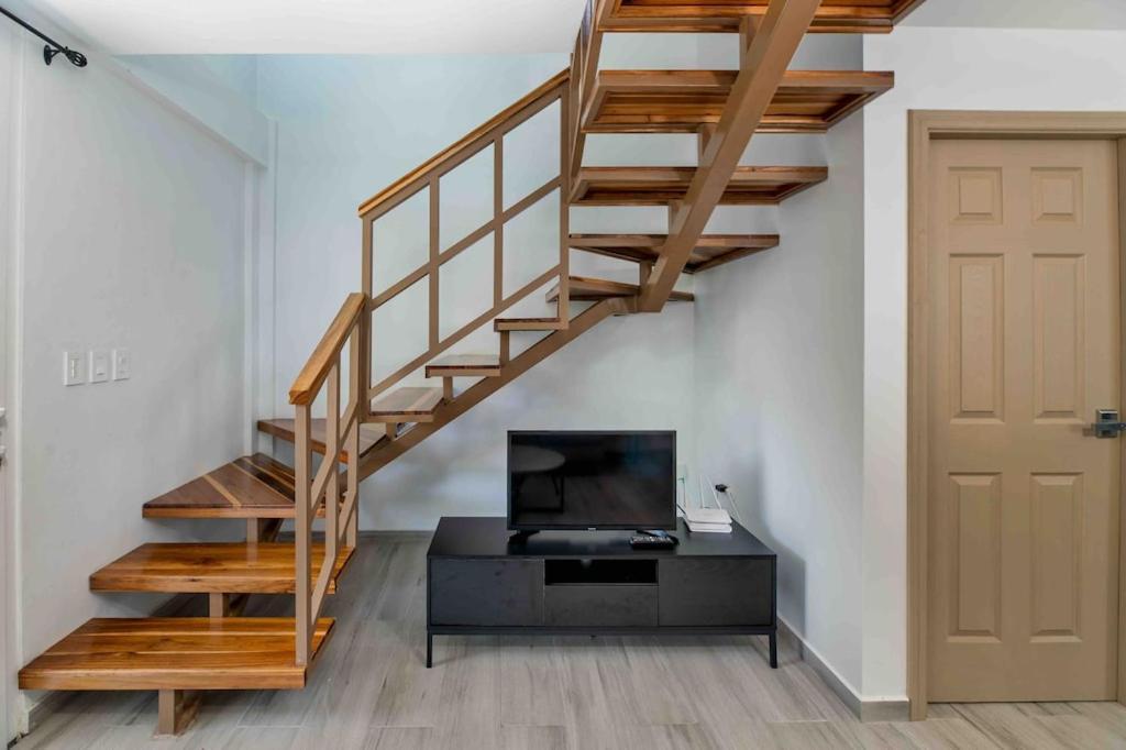 Cozy Beach Villa At The Shores 5 Minutes From The Beach West End Exterior foto